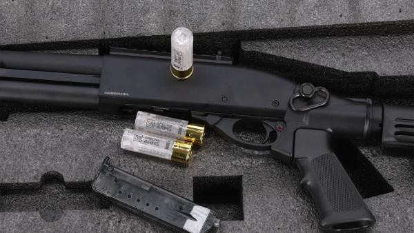 VGS5 VAPOR™ Gas Shotgun Black